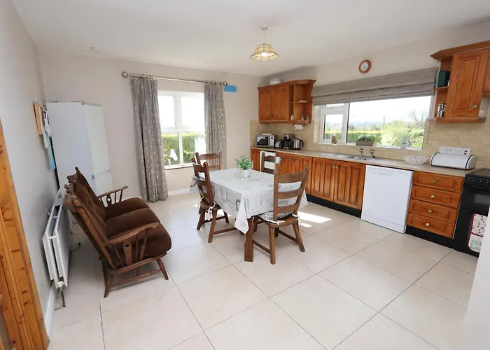 بيت للعطل Cassidy 2 Bed Belturbet
